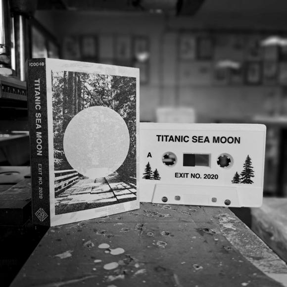 Obraz artykułu Wznowienie debiutanckiego albumu Titanic Sea Moon na kasetach