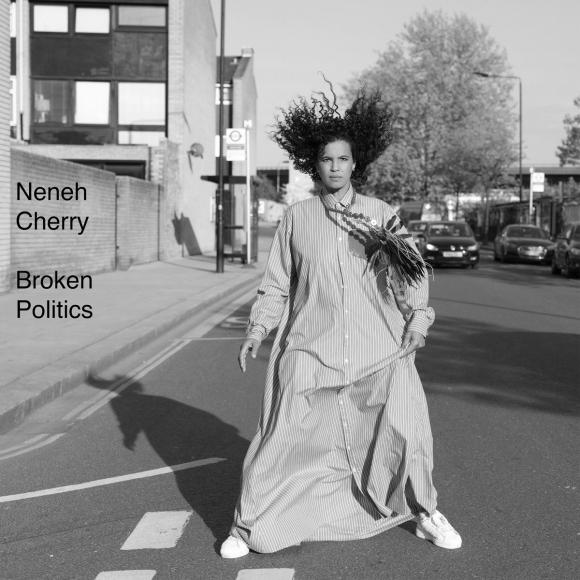 Obraz artykułu Neneh Cherry - "Broken Politics"