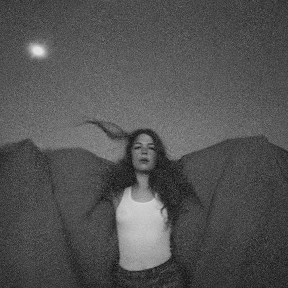 Obraz artykułu Maggie Rogers - "Heard It in a Past Life"