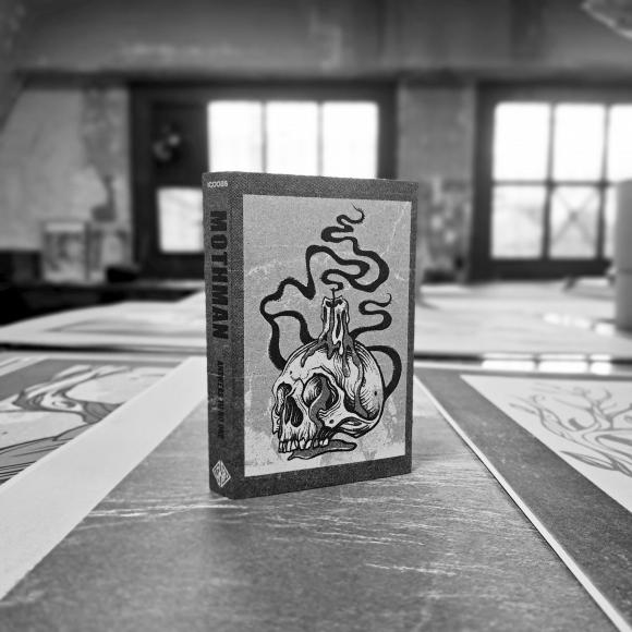 Obraz artykułu Mathcore'owy Mothman w katalogu Iskra Cassettes