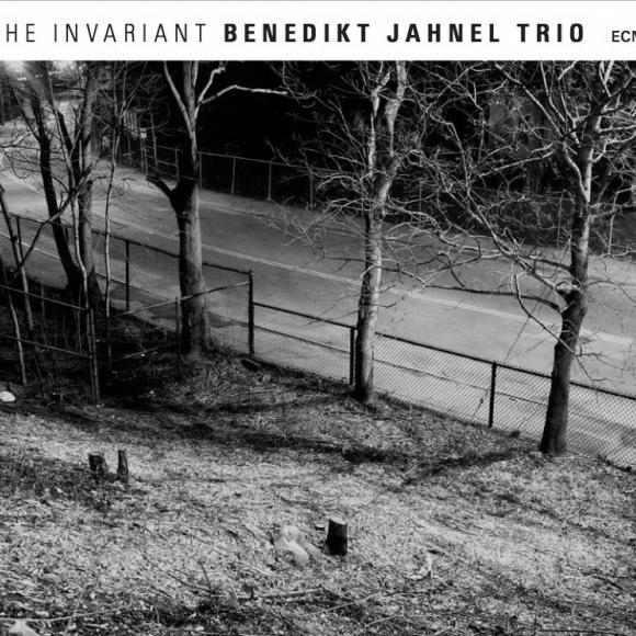 Obraz artykułu Benedikt Jahnel Trio - "The Invariant"