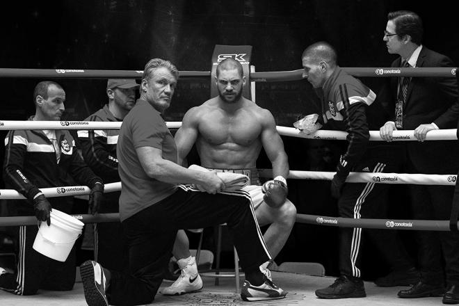 Kadr z filmu "Creed II". Moment przed walką.