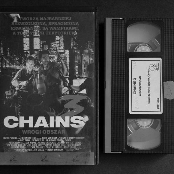 Obraz artykułu VHS: Chains 3. Wrogi obszar